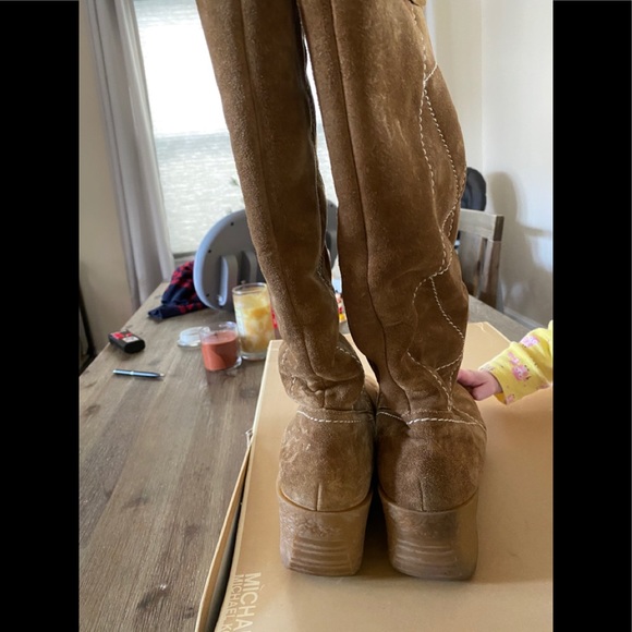 Michael Kors Wedge Boot Camel Shearling 10 - Picture 12 of 12